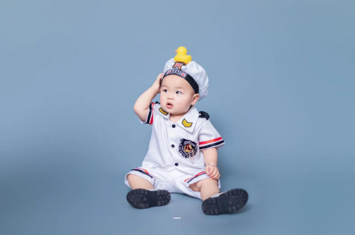 乳山宝宝不爱笑是智商低吗